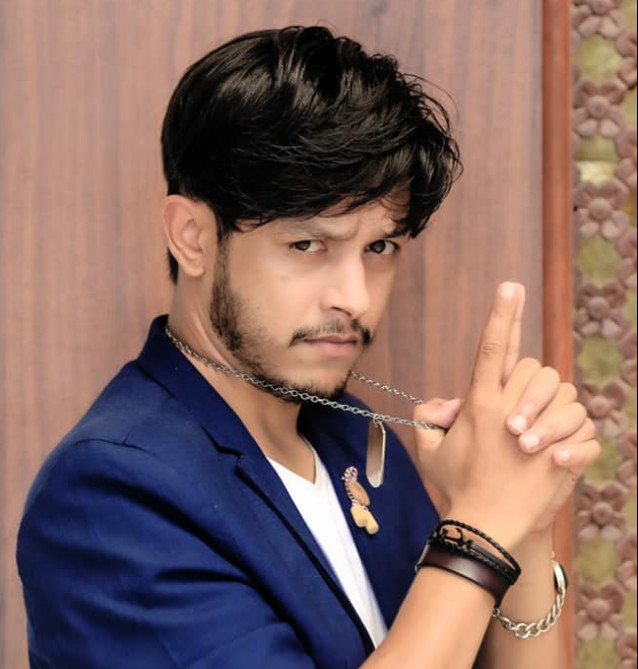 कलाकार